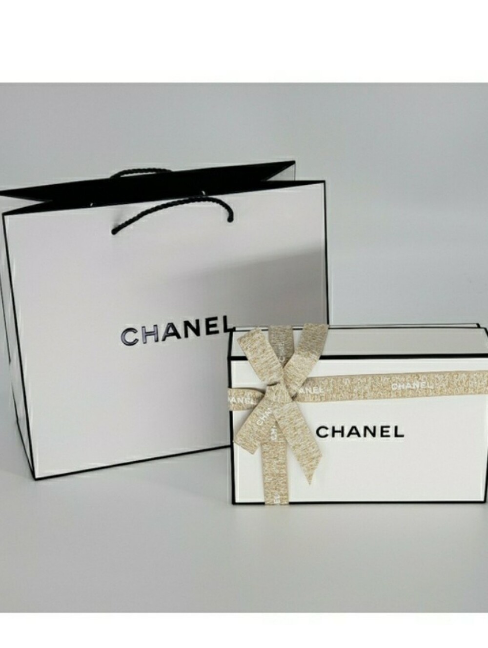 CHANEL Gift Box Bag Ribbon